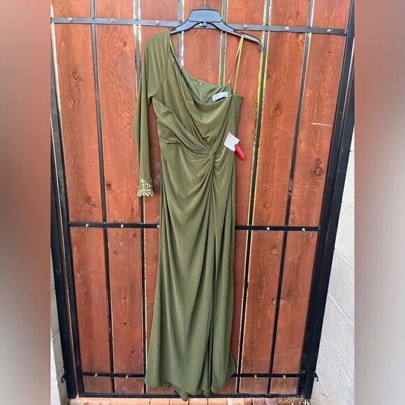 NWT Mac Duggal One Sleeve Beaded Cuff Side Twist Gown Olive 8 55696 - Picture 2 of 10